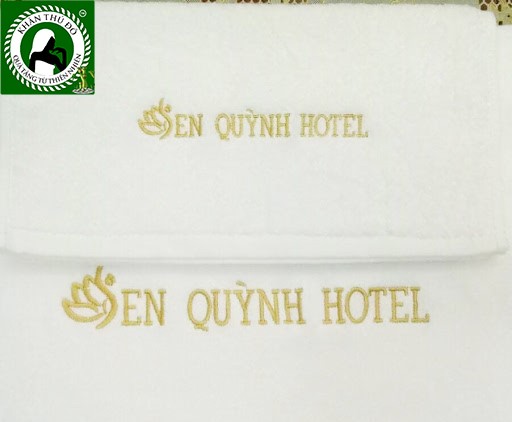 Khăn thêu logo khách sạn Sen Quỳnh