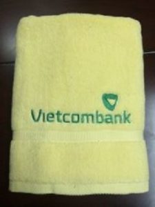 Khăn thêu logo ngân hàng Vietcombnank