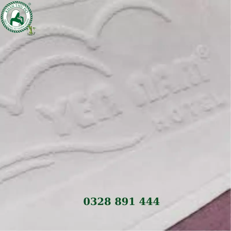 Khăn tắm khách sạn 70x140cm được làm 100% từ chất liệu cotton thân thiện với làn da